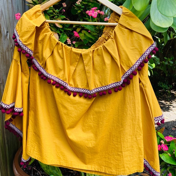 Blouse - Picture 1 of 2